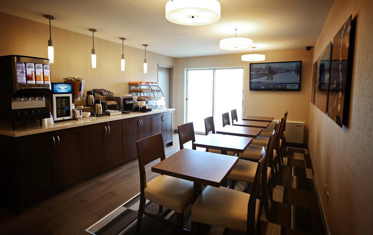 Waterfront Inn New Liskeard Exterior foto