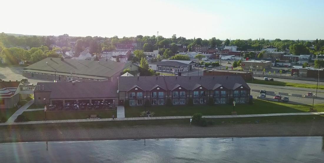 Waterfront Inn New Liskeard Exterior foto