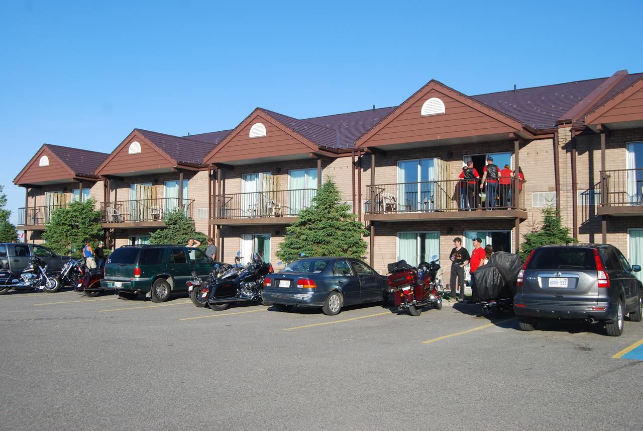 Waterfront Inn New Liskeard Exterior foto